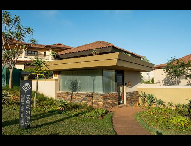 3 BEDROOM TOWNHOUSE FOR SALE IN IZINGA ESTATE